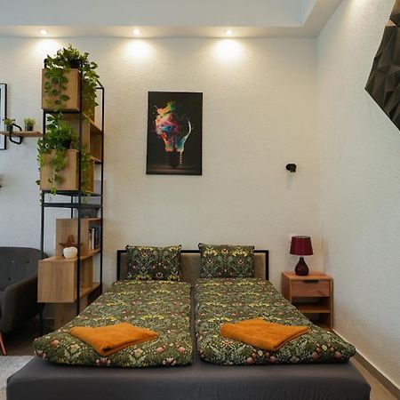 Instant Ruinbar Central Premium Apartment J Budapest Exterior photo